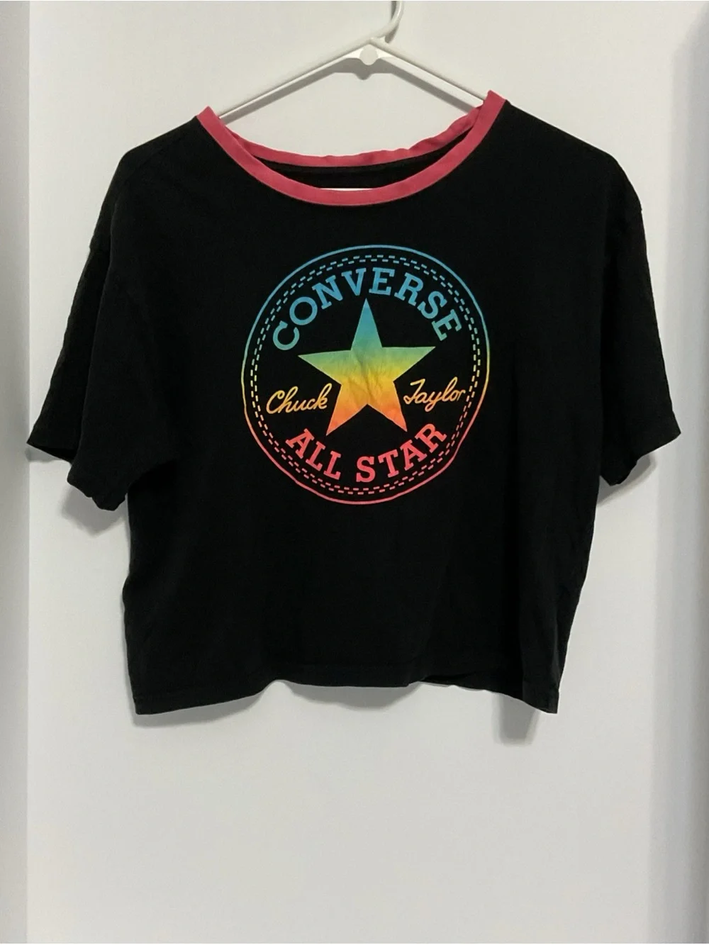 Converse casual pink body